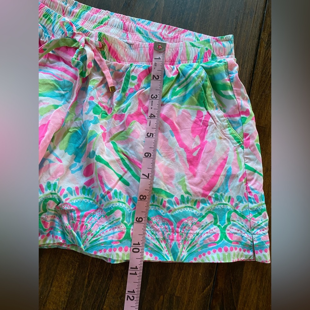 Lilly Pulitzer Floral Pull On Shorts Womens Small Blue Pink All Over Print AOP - Picture 9 of 14
